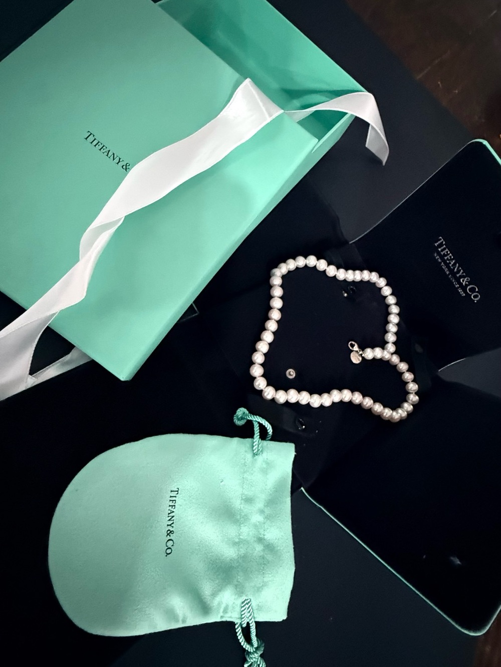 Tiffany & Co. White Pearl Necklace with Signature Blue Pouch